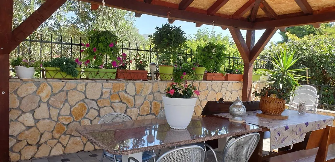 Apartments Slavica Trogir