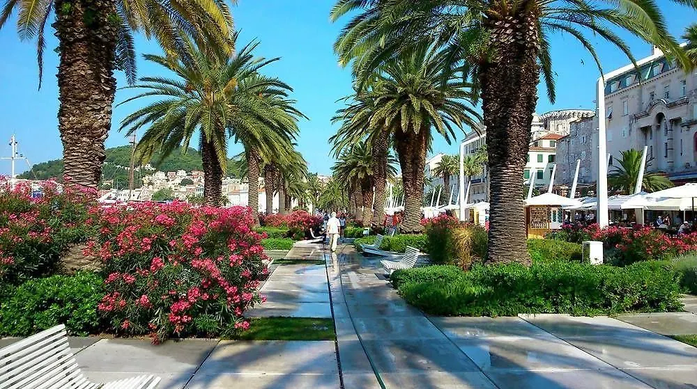 Apartments Slavica Trogir